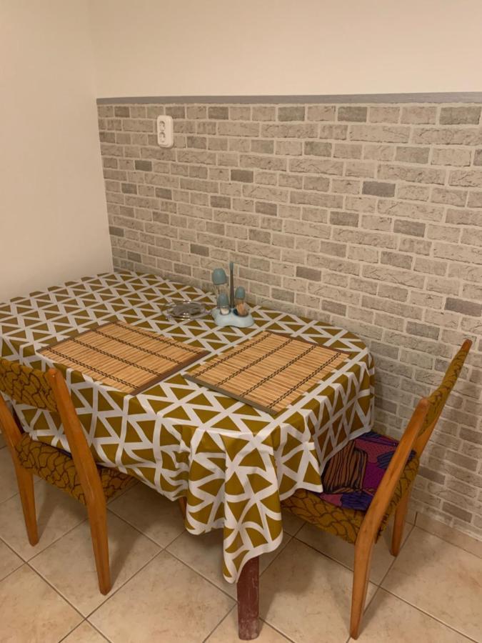 شقة Fonix Apartman كيستاي المظهر الخارجي الصورة