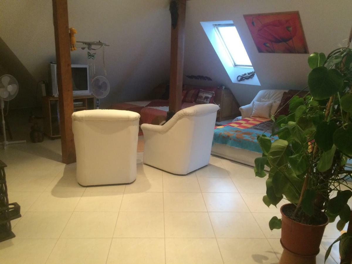 شقة Fonix Apartman كيستاي المظهر الخارجي الصورة